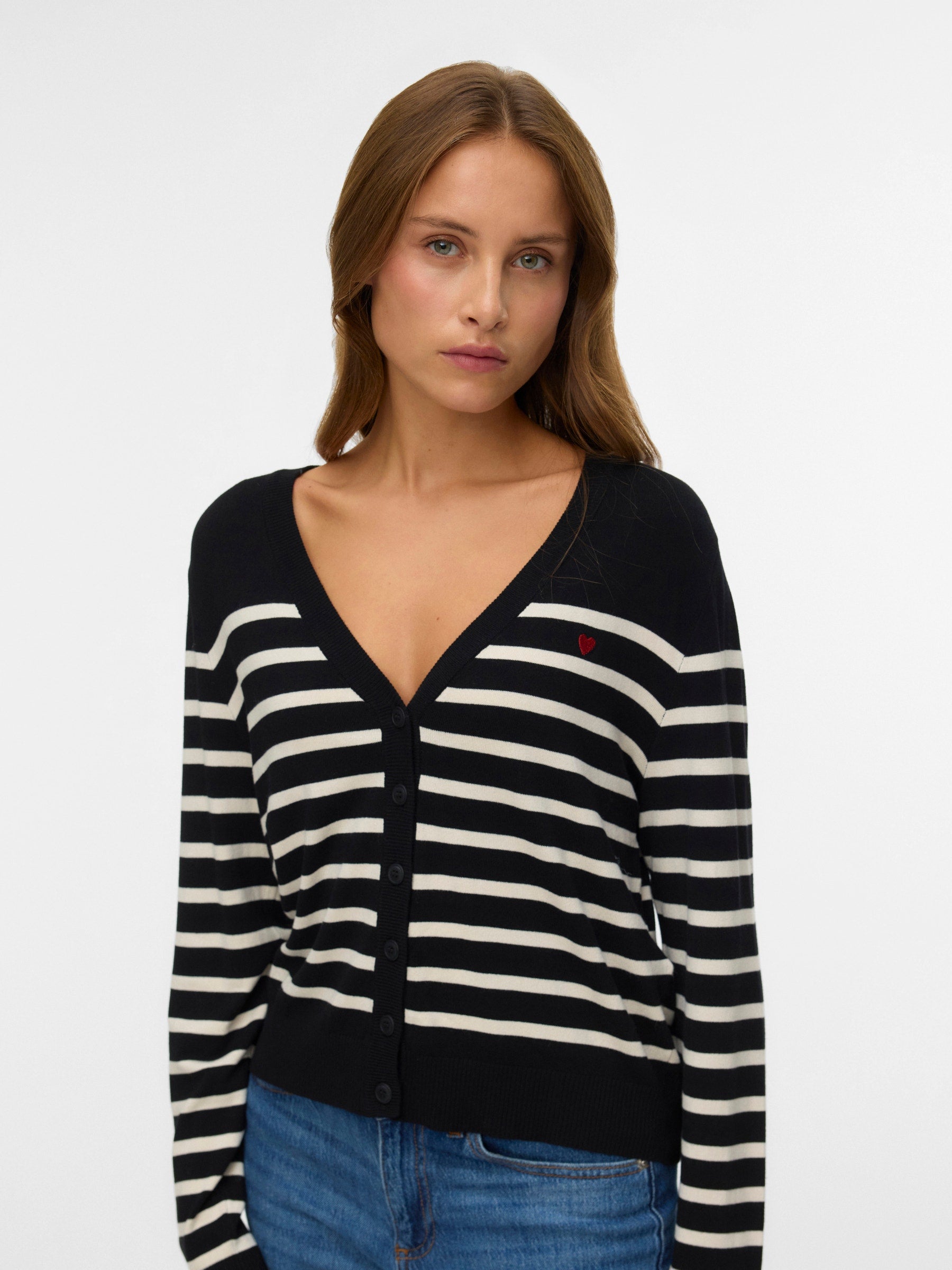 VERO MODA VMDORY v-neck cardigan boo in black w. birch + ribbon red detail - Image 4