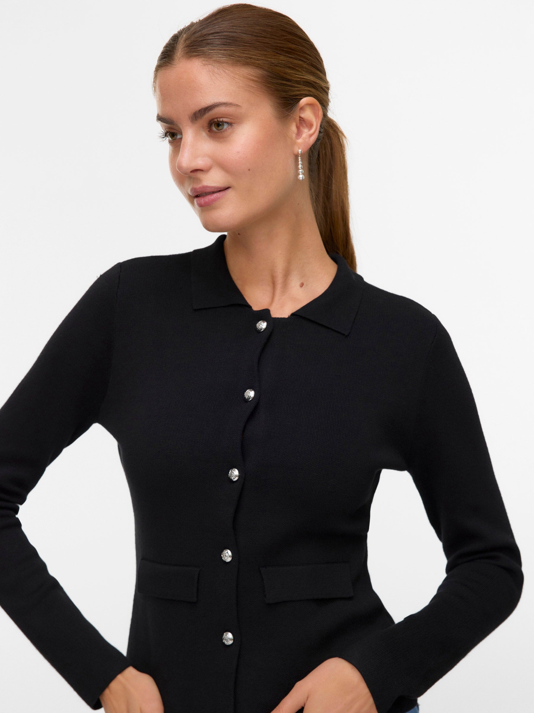 VERO MODA VMELISE poloneck cardigan in black w. silver buttons - Image 4