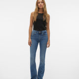 VERO MODA VMFLASH flared jeans in medium blue - Image 5