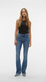 VERO MODA VMFLASH flared jeans in medium blue - Image 5