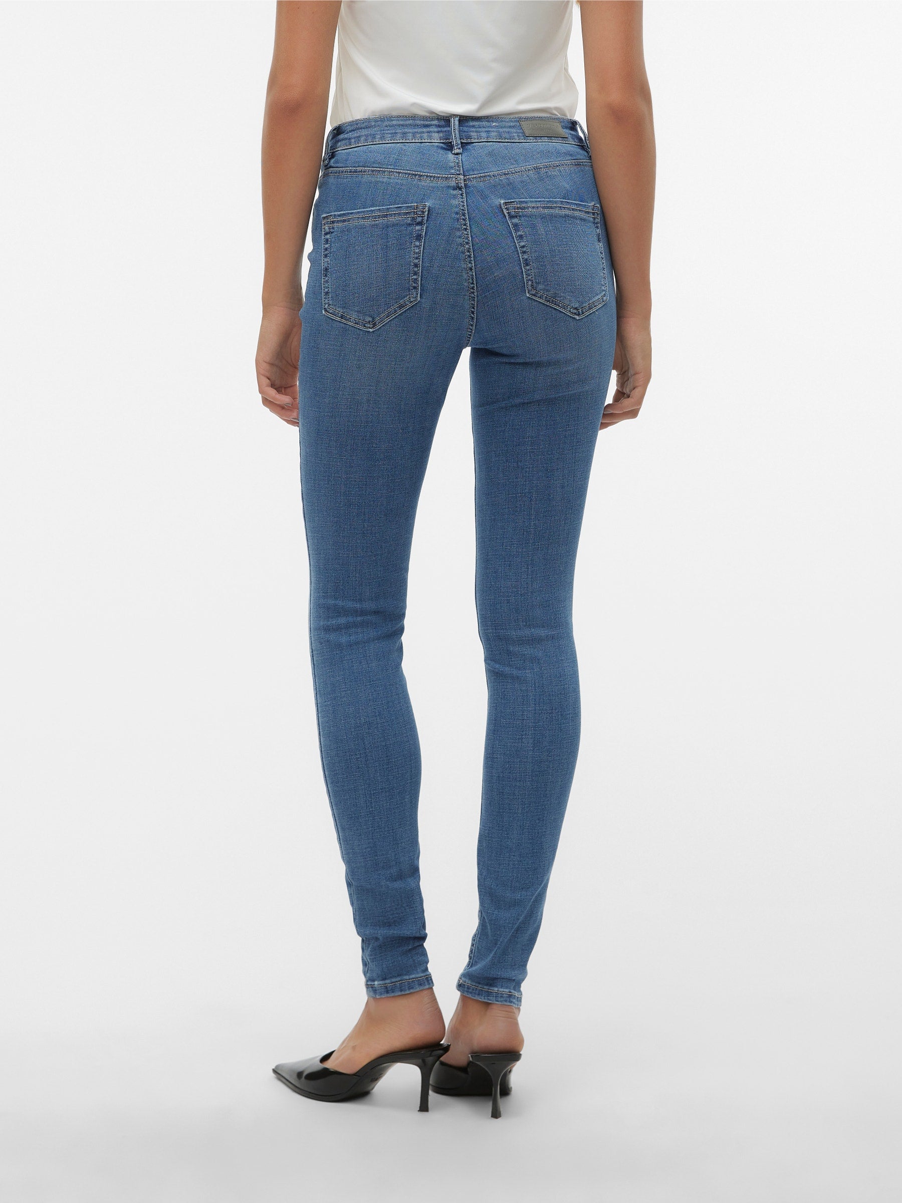 VERO MODA VMFLASH skinny jeans in medium blue denim - Image 2