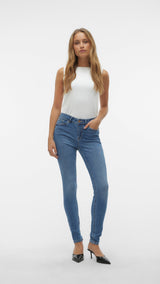 VERO MODA VMFLASH skinny jeans in medium blue denim - Image 5