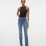 VERO MODA VMFLASH straight jeans in medium blue - Image 5