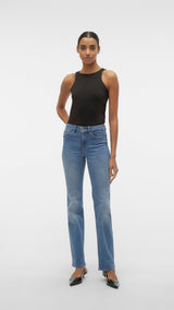 VERO MODA VMFLASH straight jeans in medium blue - Image 5