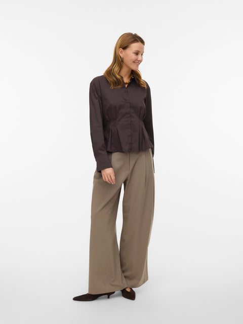 VERO MODA VMFRIBA cuff top in chocolate torte