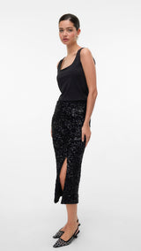 VERO MODA VMHALIA 7/8 skirt in black w. black sequins - Image 5