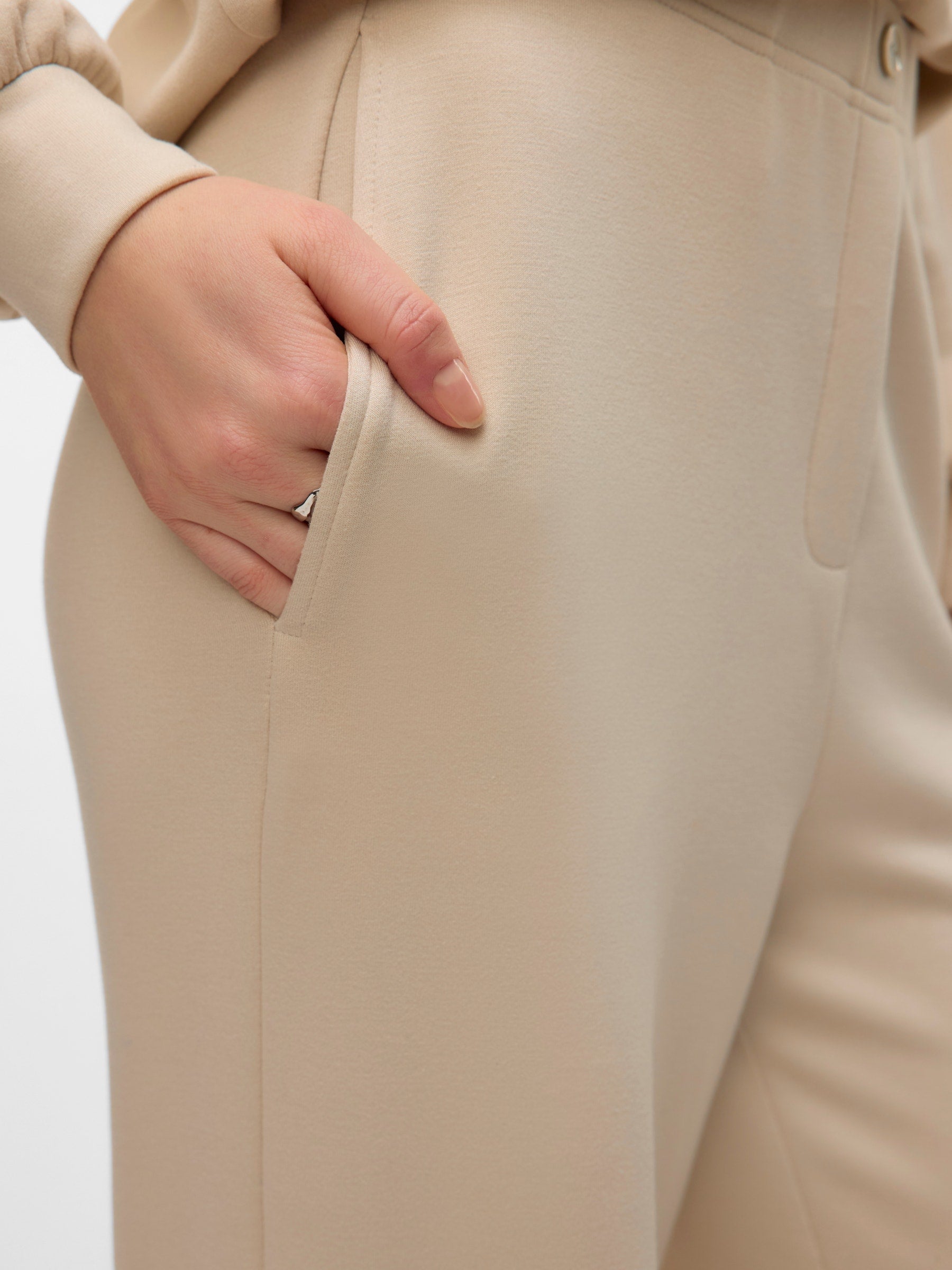 VERO MODA VMHALI wide pant boo in pumice stone - Image 6