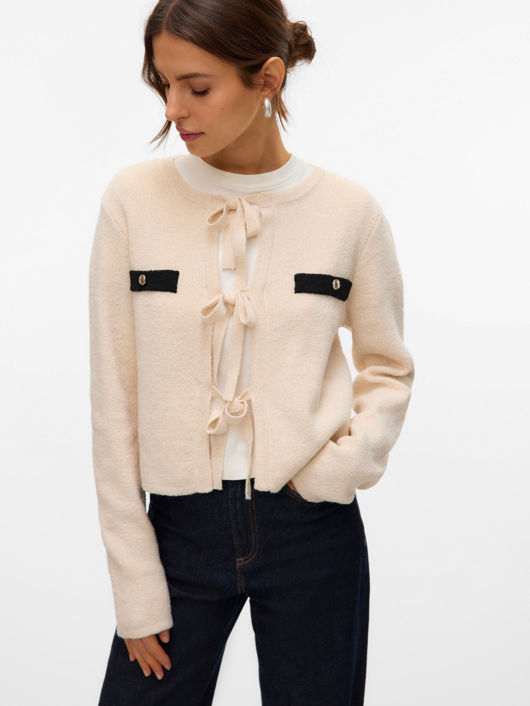 VERO MODA VMHILDUR bow cardigan in birch - Image 5