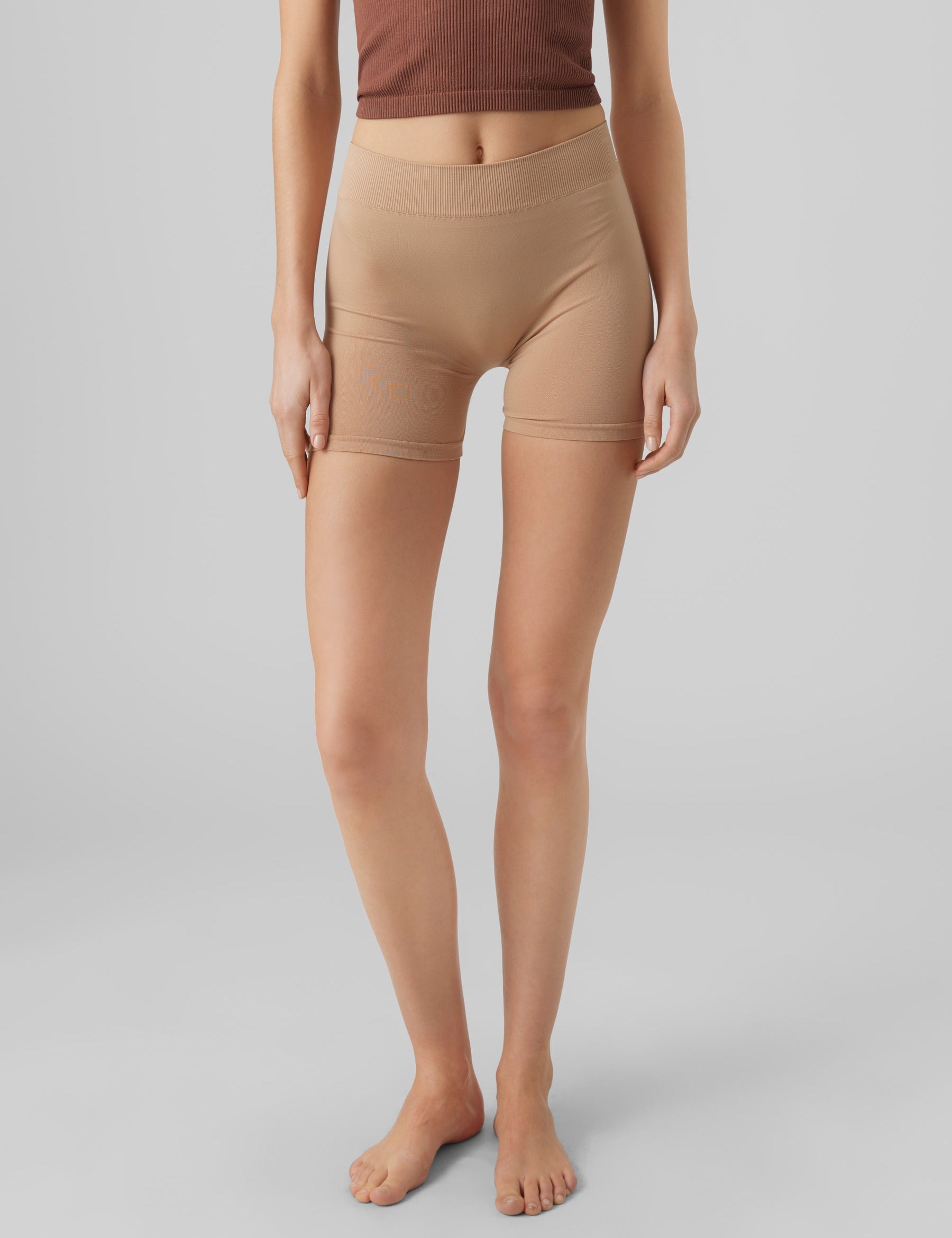 VERO MODA VMJACKIE seamless mini shorts in tan - Image 1