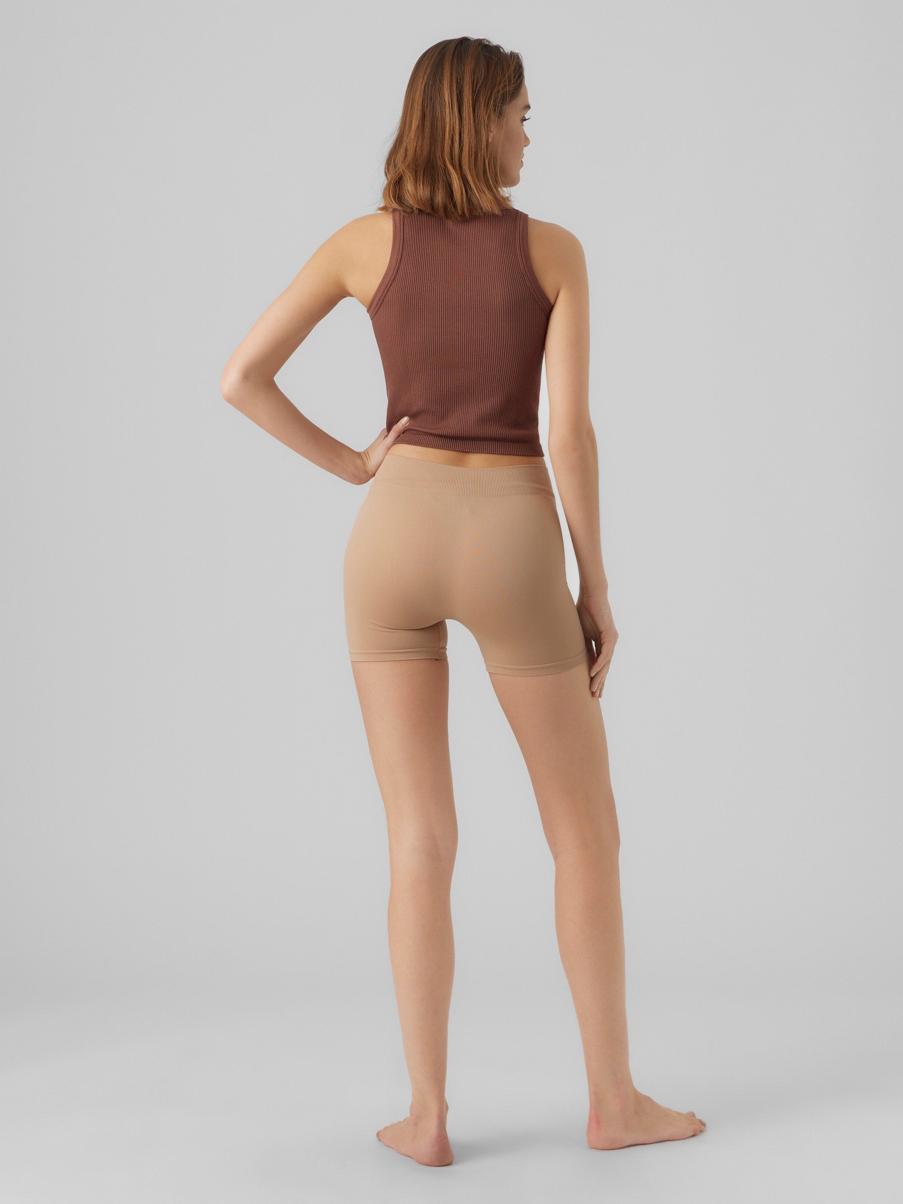 VERO MODA VMJACKIE seamless mini shorts in tan - Image 2