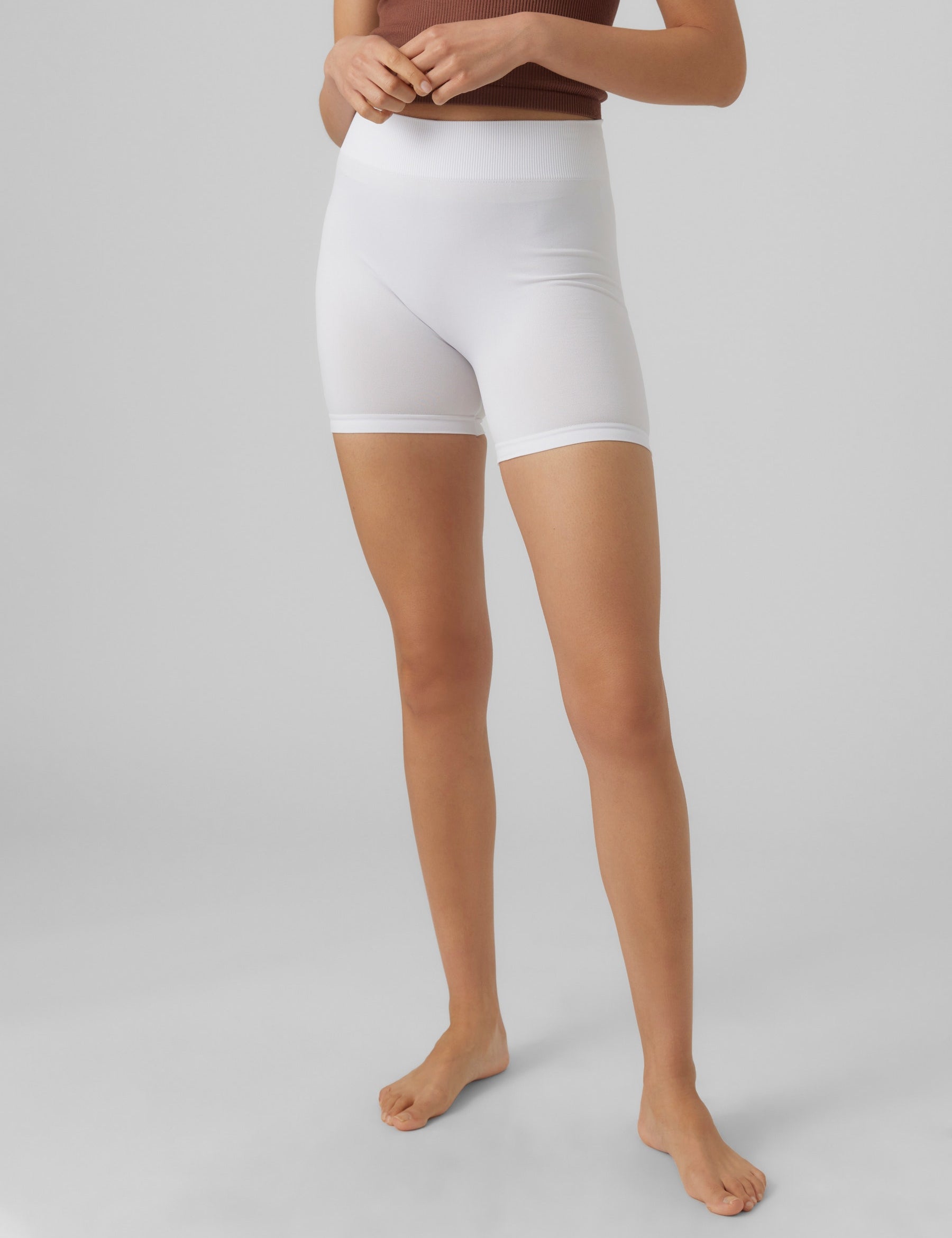 VERO MODA VMJACKIE seamless mini shorts in snow white - Image 1