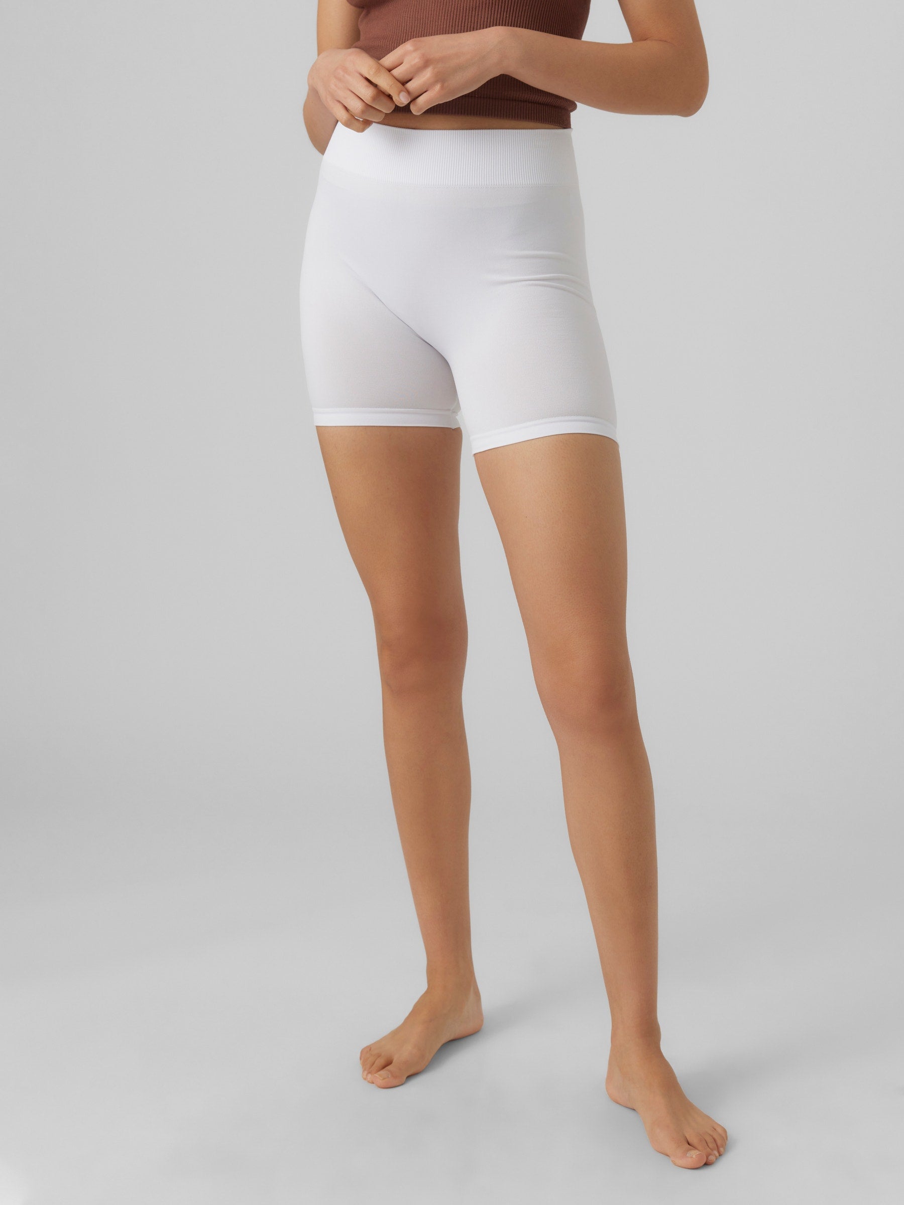 VERO MODA VMJACKIE seamless mini shorts in snow white - Image 1