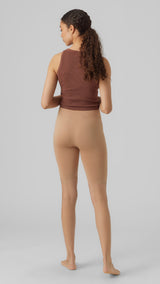 VERO MODA VMJACKIE shorts seamless in tan - Image 2