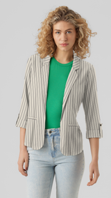 VERO MODA VMJESMILO 3/4 loose blazer in silver lining - Image 1