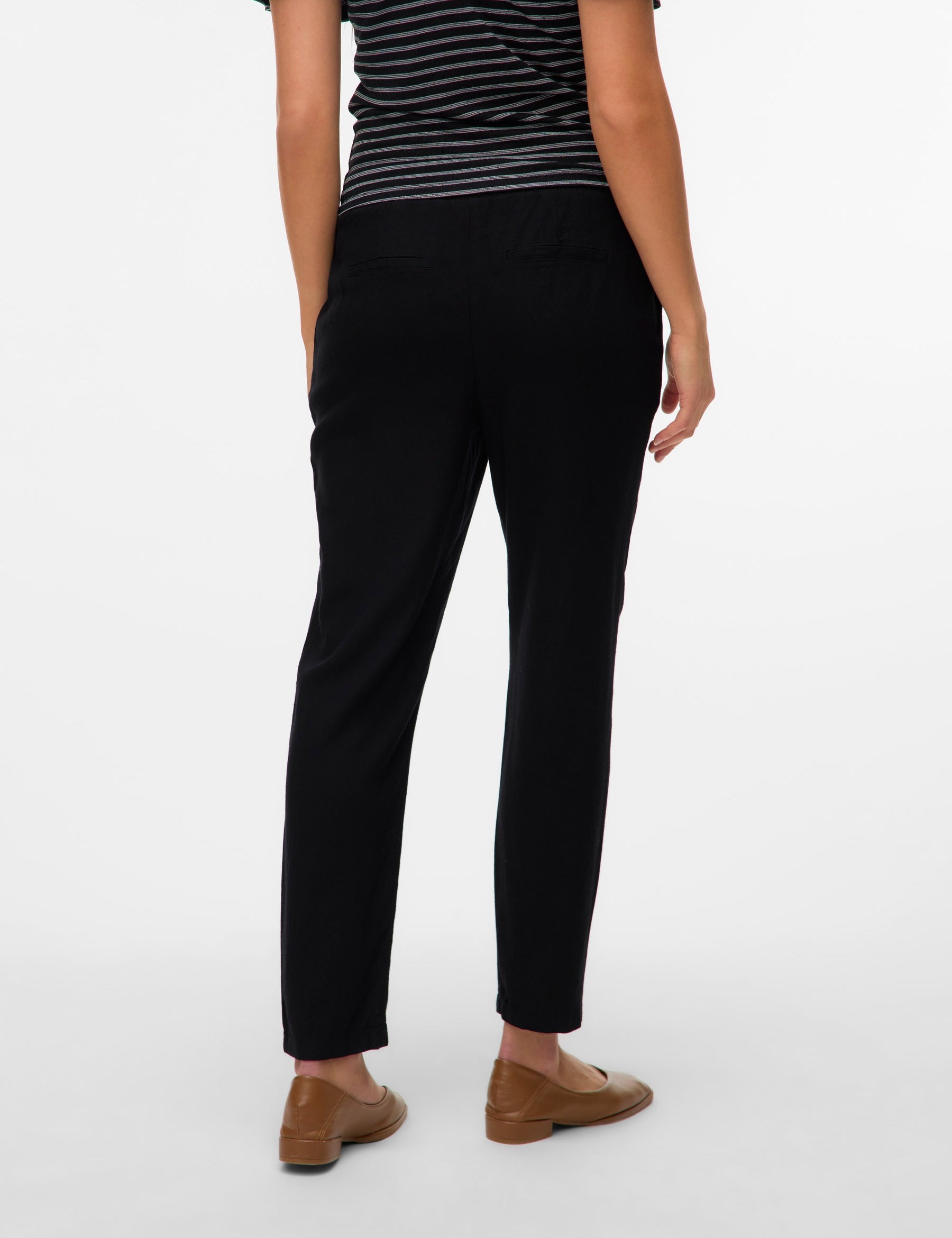 VERO MODA VMJESMILO ankle pants in black - Image 2