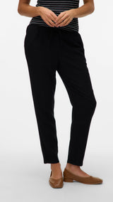 VERO MODA VMJESMILO ankle pants in black - Image 5