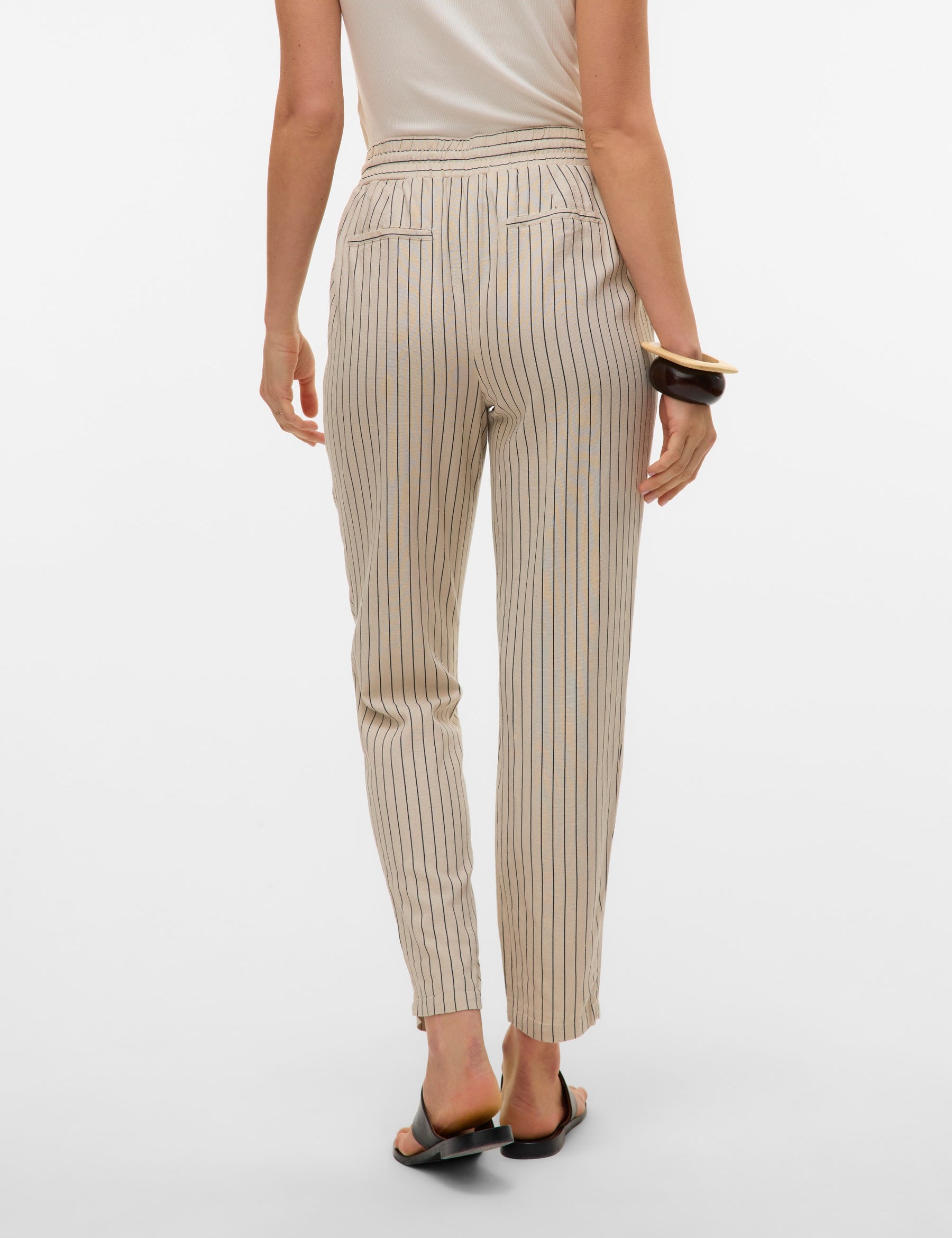 VERO MODA VMJESMILO ankle pants in silver lining - Image 2
