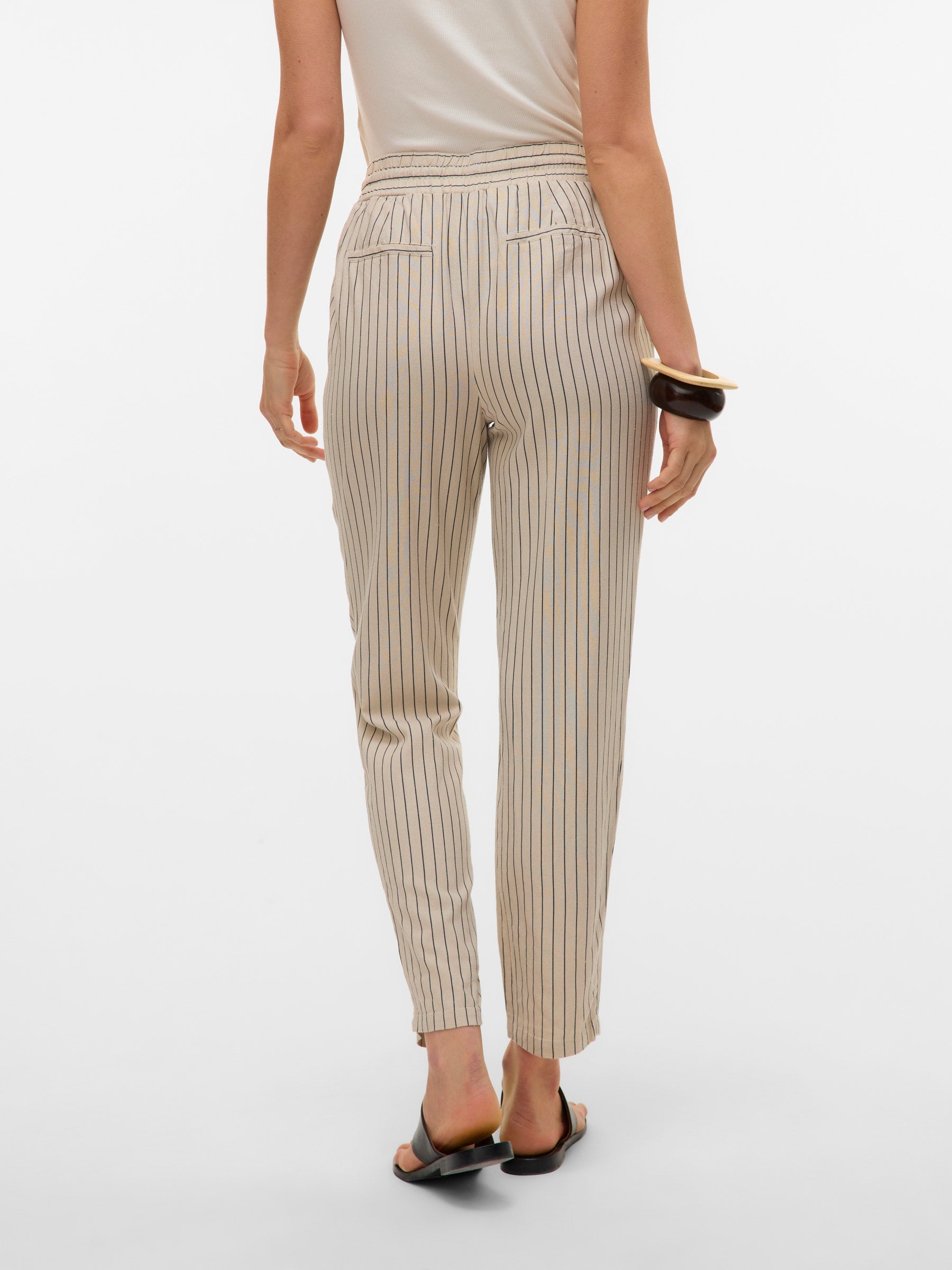 VERO MODA VMJESMILO ankle pants in silver lining - Image 2