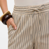 VERO MODA VMJESMILO ankle pants in silver lining - Image 6