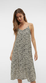 VERO MODA VMJOSIE calf singlet dress in black - Image 5
