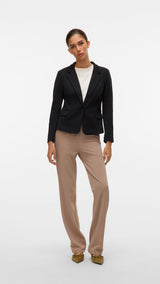 VERO MODA VMJULIA blazer in black - Image 4