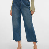 VERO MODA VMKATHY wide cropped jeans in medium blue - Image 6