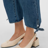 VERO MODA VMKATHY wide cropped jeans in medium blue - Image 7