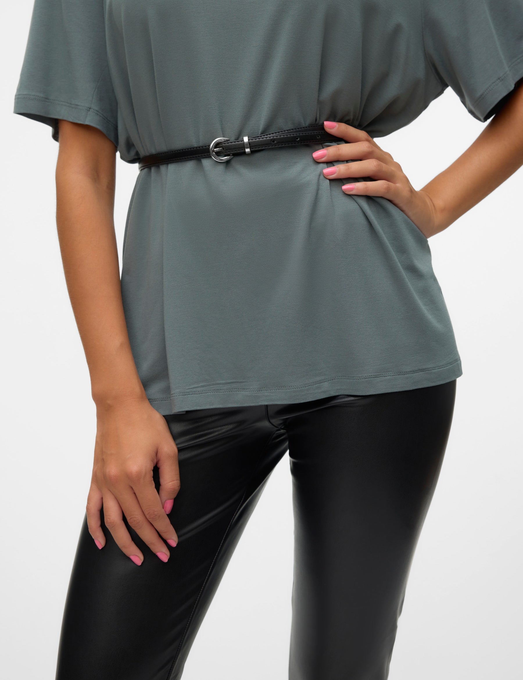 VERO MODA VMKATJA coated belt in black - Image 2