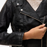 VERO MODA VMKERRIULTRA short coated jacket in black - Image 6