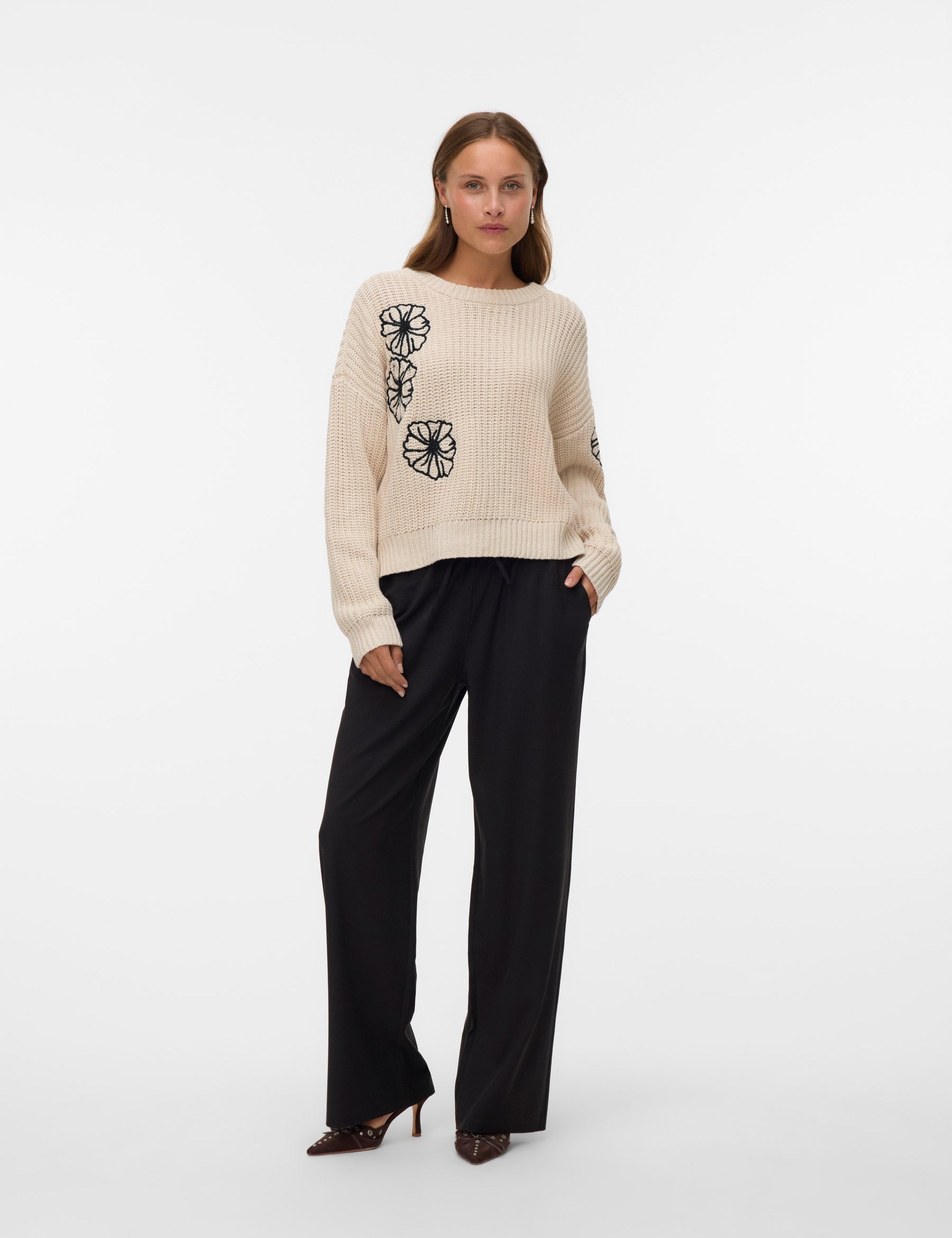 VERO MODA VMLAURA o-neck pullover boo in birch w. black - Image 1