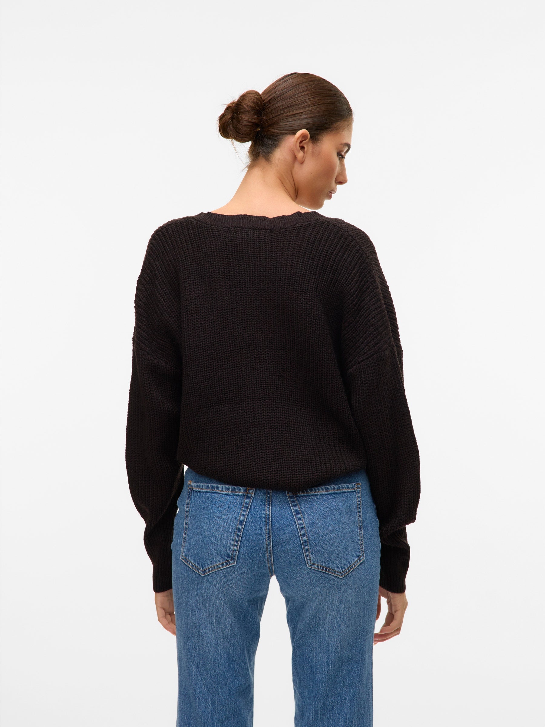 VERO MODA VMLEA v-neck cuff cardigan in black - Image 2