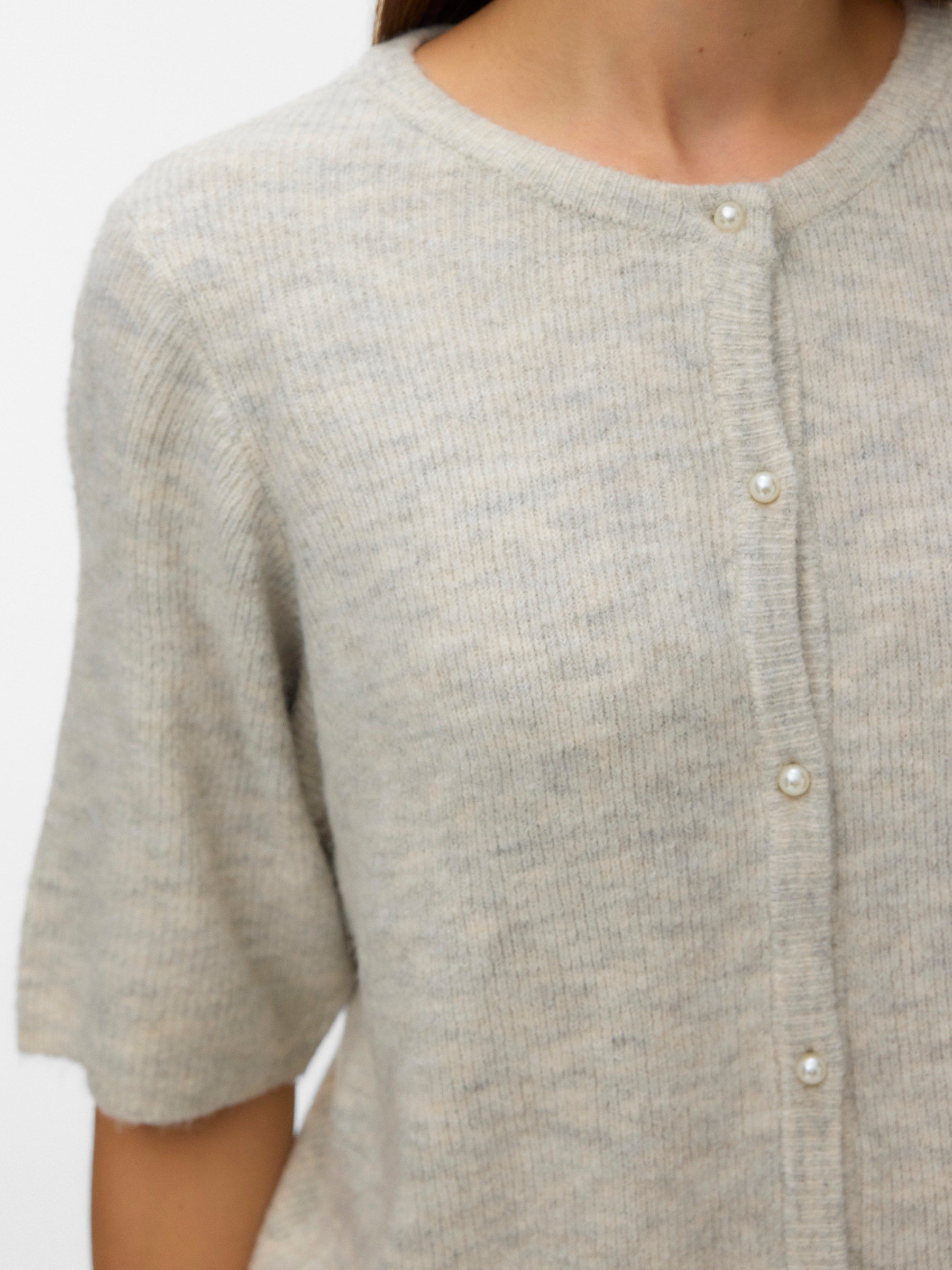 VERO MODA VMLEFILE 2/4 o-neck pearl cardigan in light grey melange - Image 5
