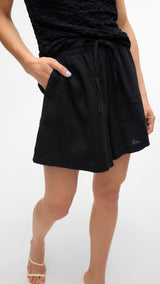 VERO MODA VMLINN shorts in snow white - Image 5