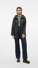 VERO MODA VMMALOU coated jacket in balsam green - Image 5