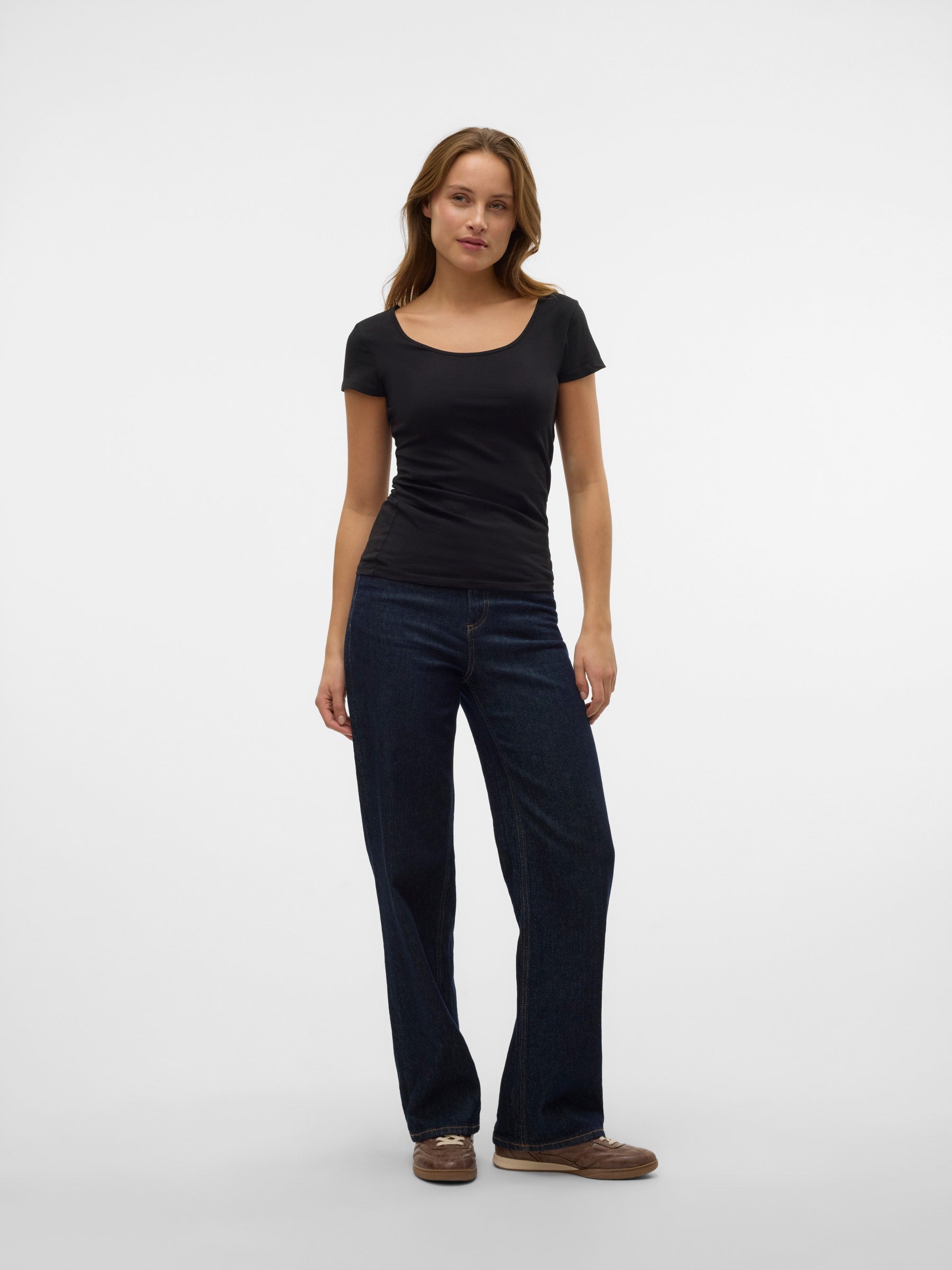 VERO MODA VMMAXI soft u-neck in black - Image 5