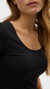 VERO MODA VMMAXI soft u-neck in black - Image 7