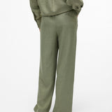 VERO MODA VMMELANEY loose pant in laurel wreath - Image 2