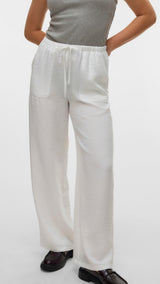 VERO MODA VMMELANEY loose pant in snow white - Image 5