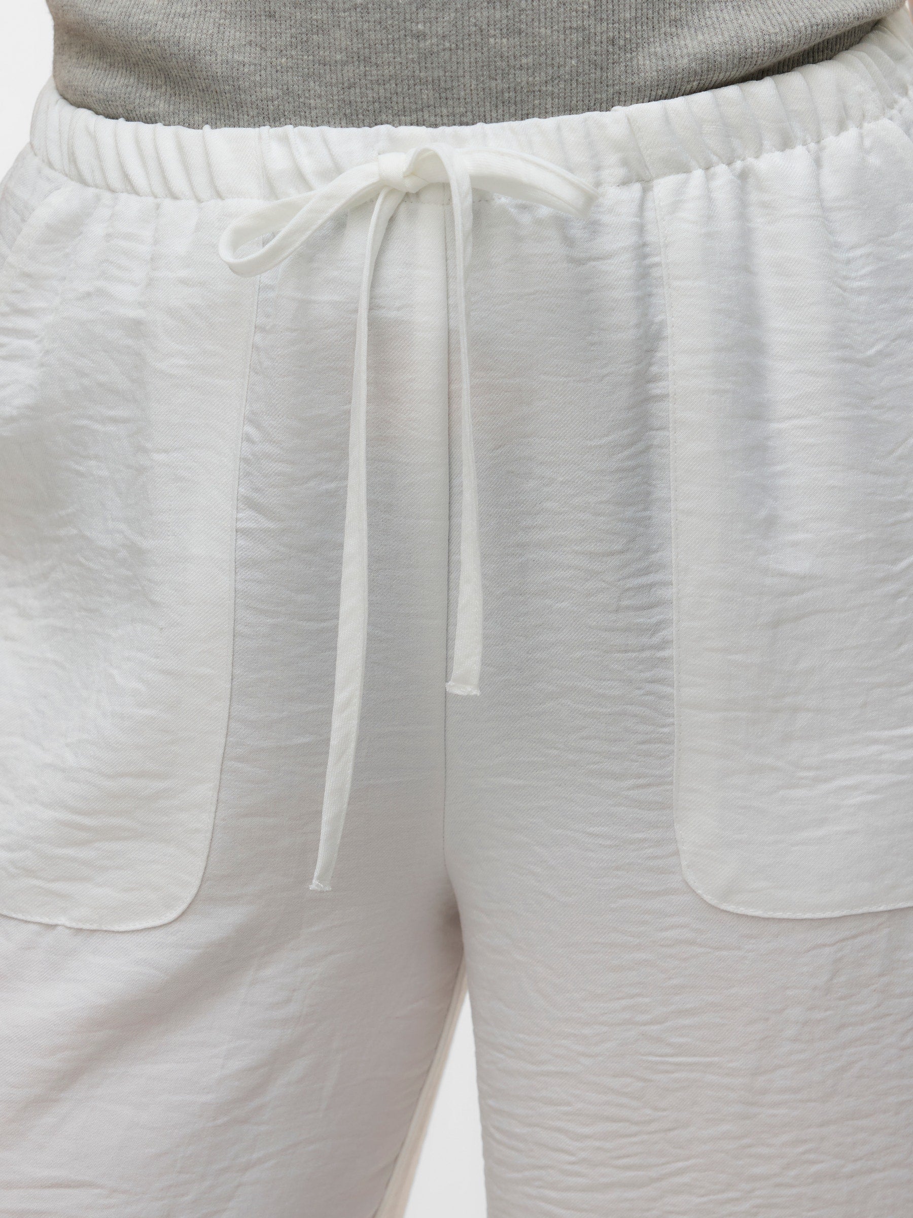 VERO MODA VMMELANEY loose pant in snow white - Image 6