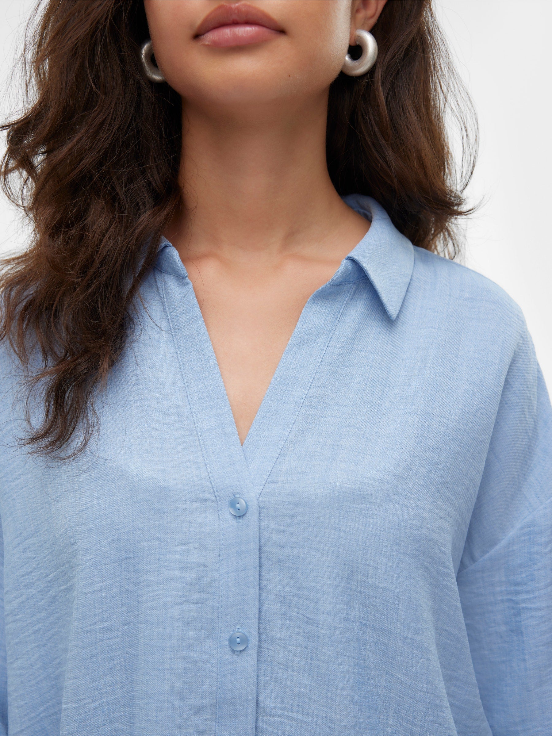 VERO MODA VMMELANEY queeny shirt in chambray blue - Image 6