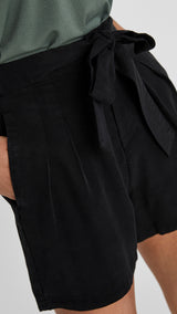 VERO MODA VMMIA loose summer shorts in black - Image 6
