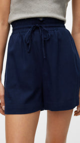 VERO MODA VMMYMILO paperbag shorts boo in navy blazer - Image 5