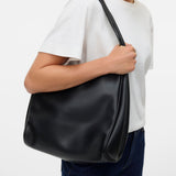 VERO MODA VMNAYA shoulder bag in black - Image 1