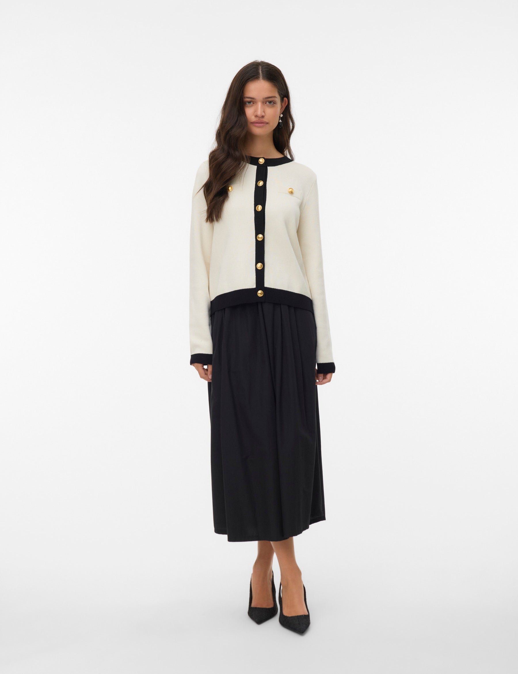 VERO MODA VMOLI o-neck cardigan in birch w. black - Image 1