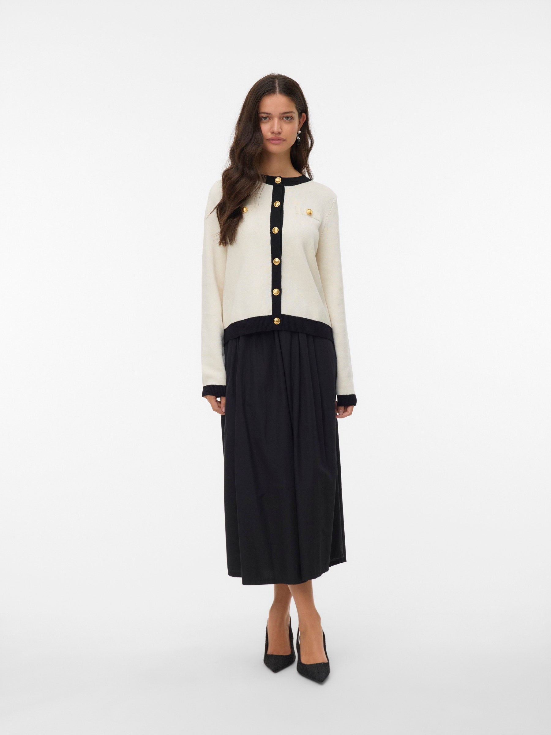 VERO MODA VMOLI o-neck cardigan in birch w. black - Image 1