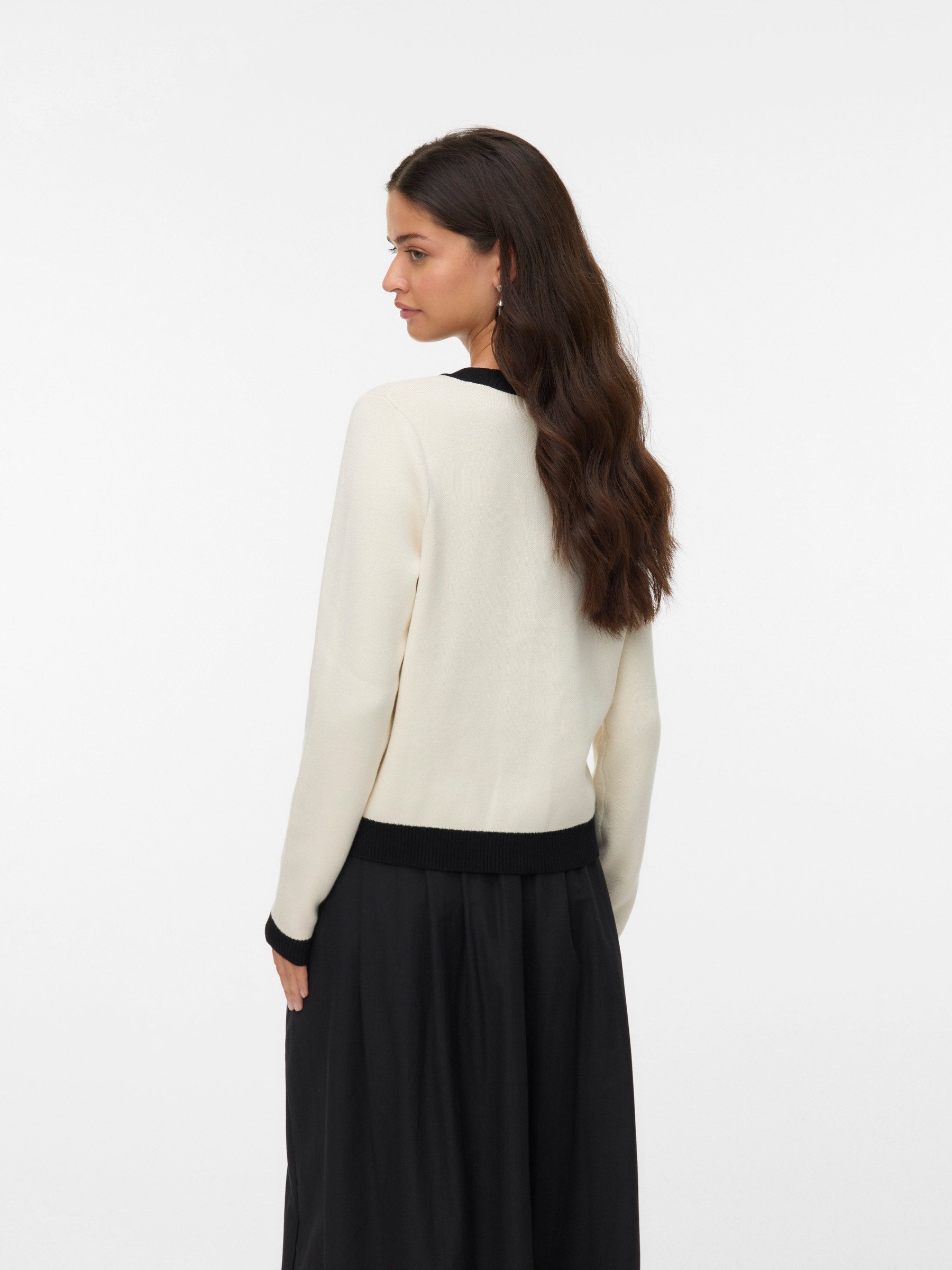 VERO MODA VMOLI o-neck cardigan in birch w. black - Image 2
