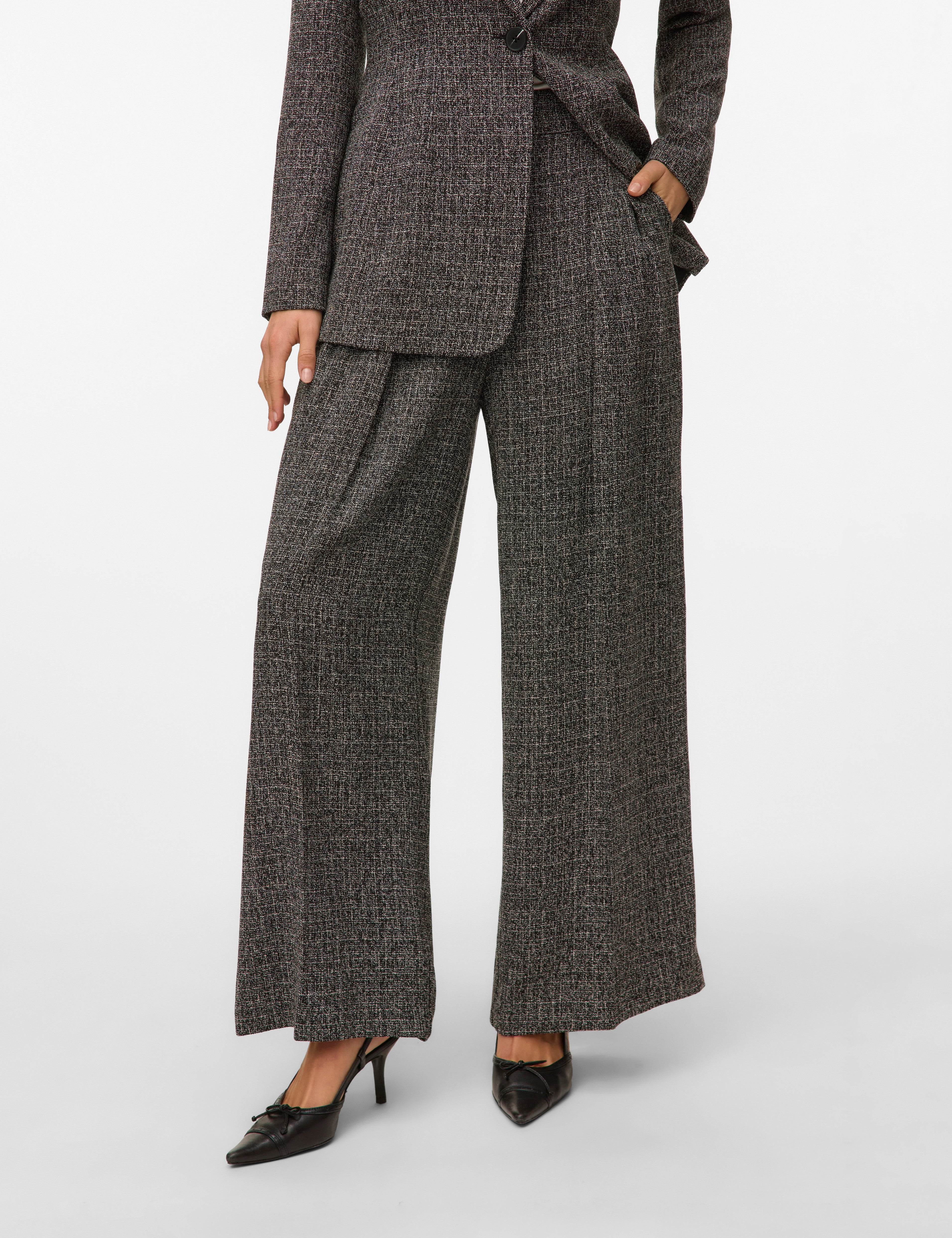 VERO MODA VMPERLE super wide pant in black salt and pepper - Image 1