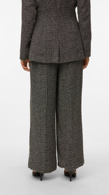 VERO MODA VMPERLE super wide pant in black salt and pepper - Image 2