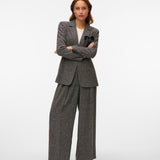 VERO MODA VMPERLE super wide pant in black salt and pepper - Image 4