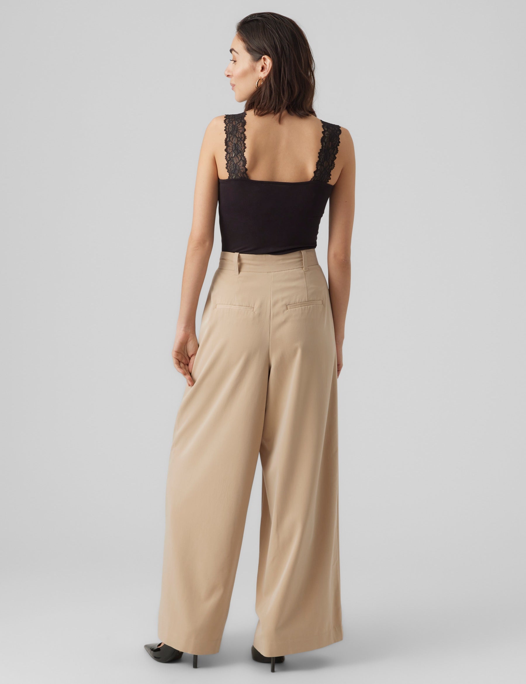 VERO MODA VMROSA top in black - Image 2